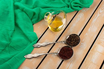 متة مع مورينغا وزعتر